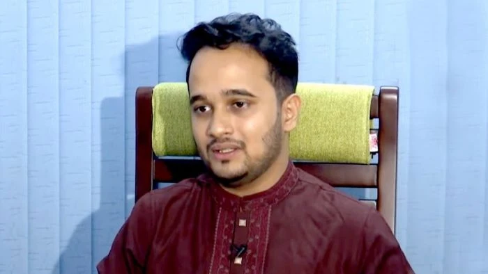 মুখ ফসকে উচ্চারিত 'শেখ' শব্দ নিয়ে ব্যাখ্যা দিলেন মীর স্নিগ্ধ